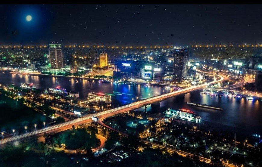 جولات مشي مجانية في القاهرة ليلا